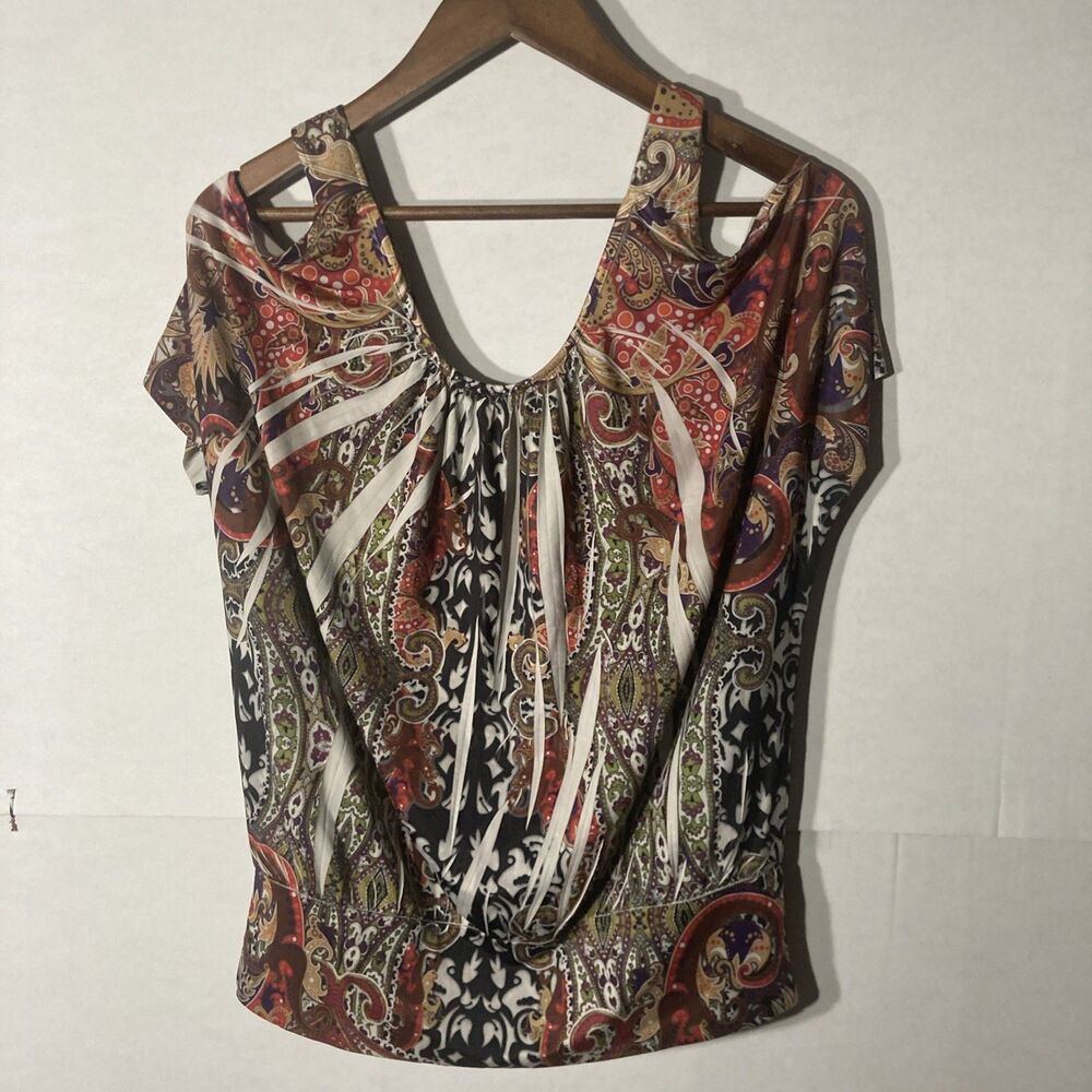 ONE WORLD multicolor sublimation paisley cold shoulder short sleeve top M